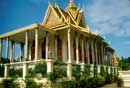 siem reap phnom penh - silver pagoda, interieur du palais royal, phnom penh